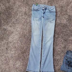 Women's Light Blue Jeans